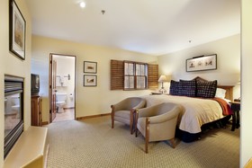Piñon Court by La Fonda