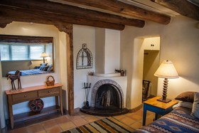 Pueblo Bonito B&B Inn