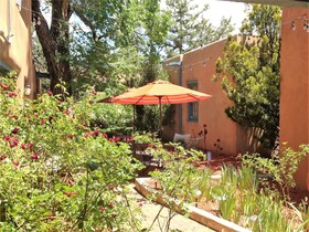 Pueblo Bonito B&B Inn