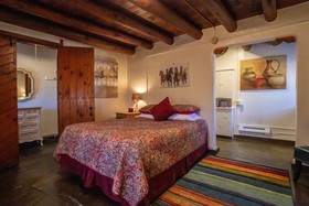 Pueblo Bonito B&B Inn