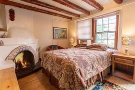 Pueblo Bonito B&B Inn