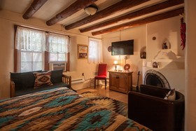 Pueblo Bonito B&B Inn
