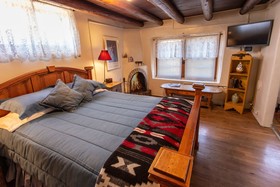 Pueblo Bonito B&B Inn