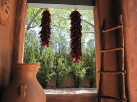 Pueblo Bonito B&B Inn