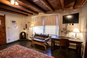 Pueblo Bonito B&B Inn