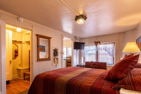 Pueblo Bonito B&B Inn