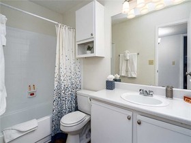 Zia Vista Condominium