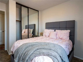 Zia Vista Condominium