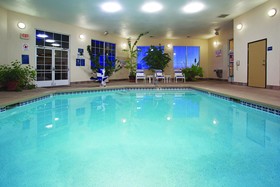 Days Inn & Suites by Wyndham Santa Rosa