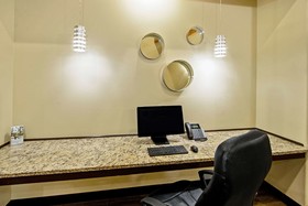 La Quinta Inn & Suites by Wyndham Santa Rosa