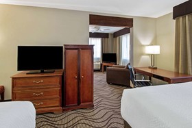 La Quinta Inn & Suites by Wyndham Santa Rosa