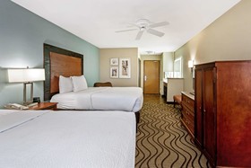 La Quinta Inn & Suites by Wyndham Santa Rosa