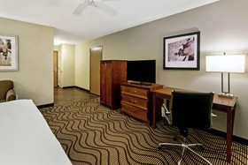 La Quinta Inn & Suites by Wyndham Santa Rosa