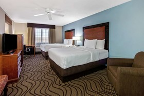 La Quinta Inn & Suites by Wyndham Santa Rosa