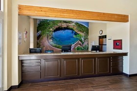 La Quinta Inn & Suites by Wyndham Santa Rosa