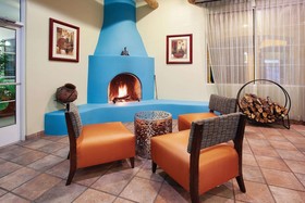 La Quinta Inn & Suites by Wyndham Santa Rosa