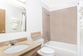 Super 8 by Wyndham Santa Rosa