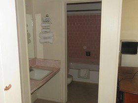 Economy Inn