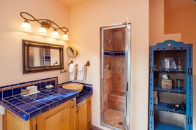 Inn on La Loma Plaza