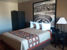 Super 8 by Wyndham Taos