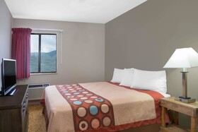 Super 8 by Wyndham Taos