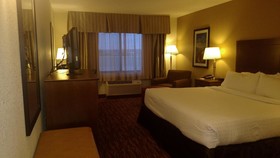 Holiday Inn Express Hotel & Suites Truth