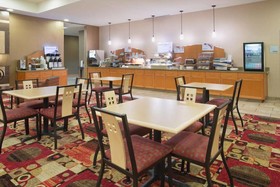 Holiday Inn Express Hotel & Suites Truth