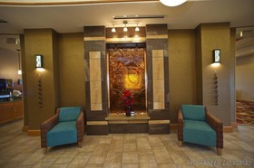 Holiday Inn Express Hotel & Suites Truth