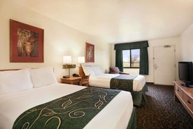 Travelodge by Wyndham Vaughn