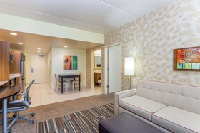 Home2 Suites by Hilton Albany Airport/Wolf Rd