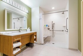 Home2 Suites by Hilton Albany Airport/Wolf Rd