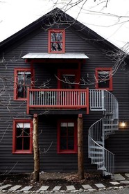 Stickett Inn