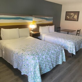 HomeTowne Studios by Red Roof Buffalo - Niagara Airport