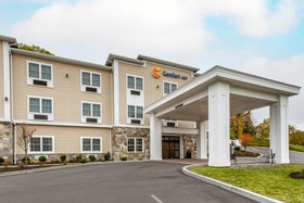 Comfort Inn Brewster