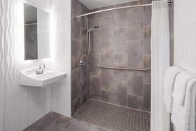 Glo Best Western Bronx NYC
