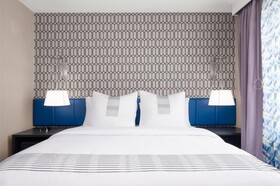 Glo Best Western Bronx NYC