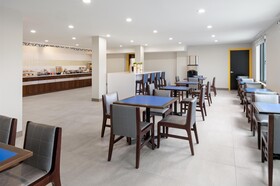 Glo Best Western Bronx NYC