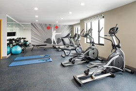 Glo Best Western Bronx NYC