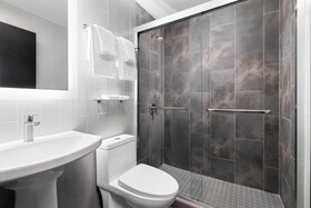 Glo Best Western Bronx NYC