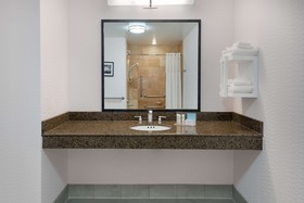Hampton Inn & Suites Buffalo/Downtown
