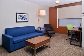 Holiday Inn Express & Suites Buffalo Downtown