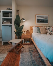 Willow Pond Motel
