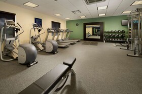 Hampton Inn & Suites Buffalo Airport