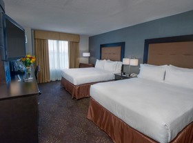 Holiday Inn Express & Suites Buffalo-Airport
