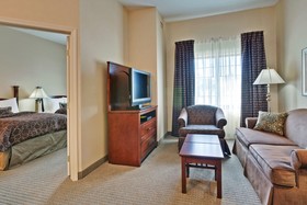 Hawthorn Suites by Wyndham Williamsville Buffalo Airport