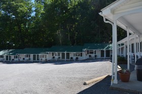 Lake View Motel