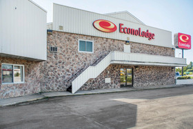 Econo Lodge Darien Lakes