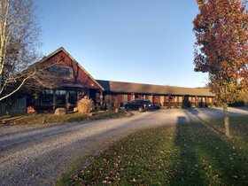 The Meadowlark Inn