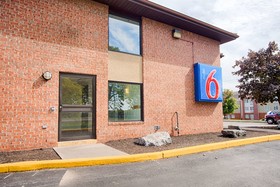 Motel 6 East Syracuse, NY - Airport