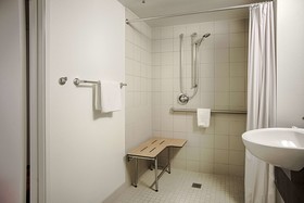 Motel 6 East Syracuse, NY - Airport